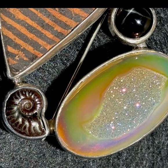 Artisan Silver Druzy Quartz + Black Star Diopside + Ammonite Fossil Pendant/Pin - Picture 9 of 11